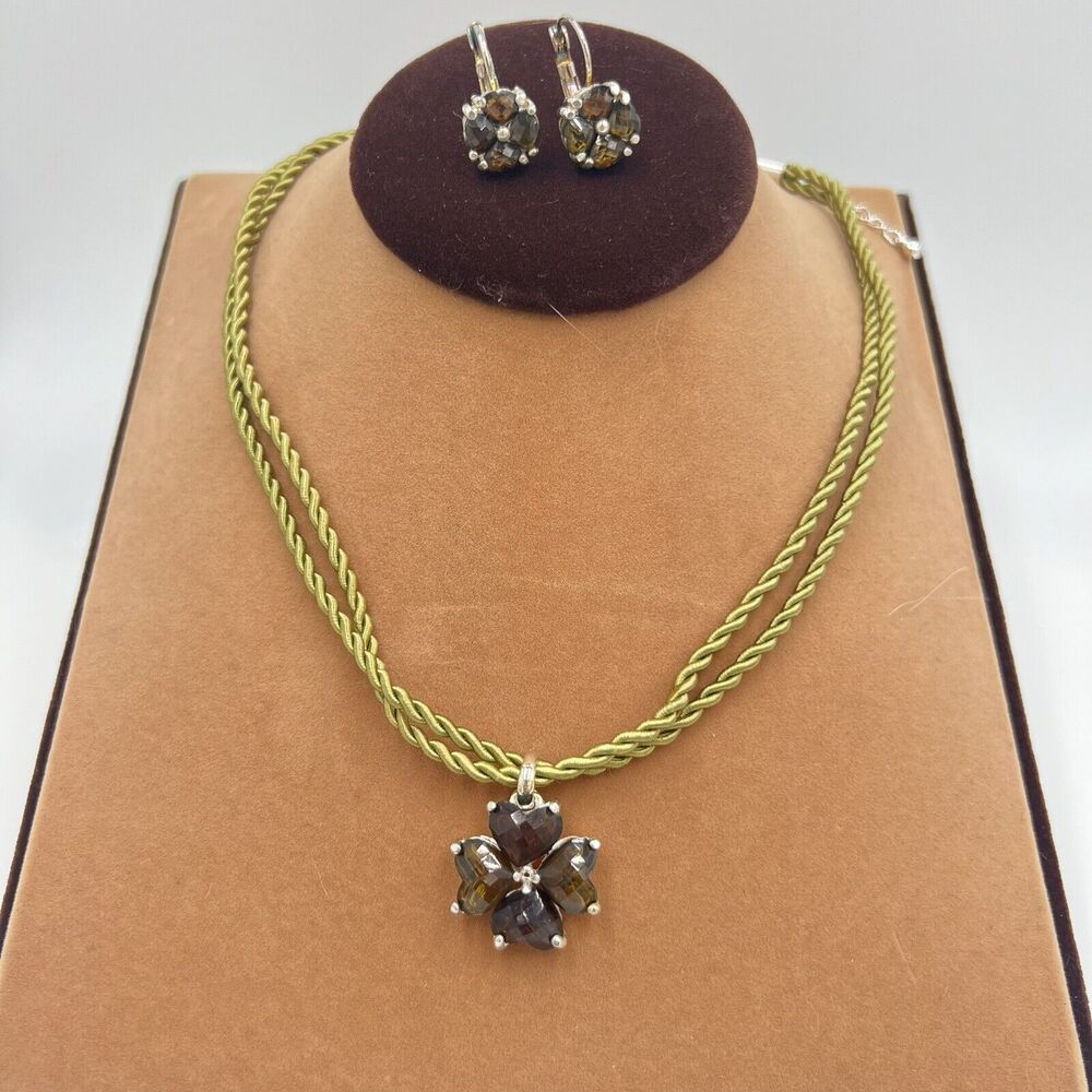 Green Clover Necklace And Matching Earrings 19 Inch Length St. Patrick's Day